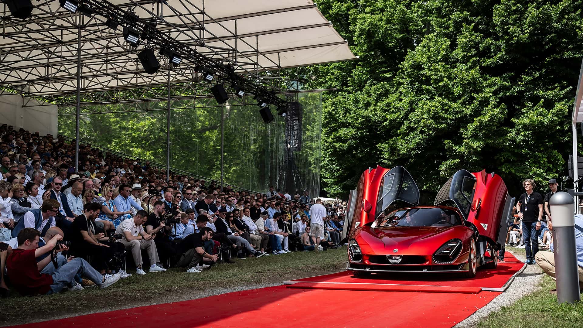 alfa-romeo-33-stradale-triumphiert-beim-concorso-di-eleganza-di-villa-d-este-2024.jpg